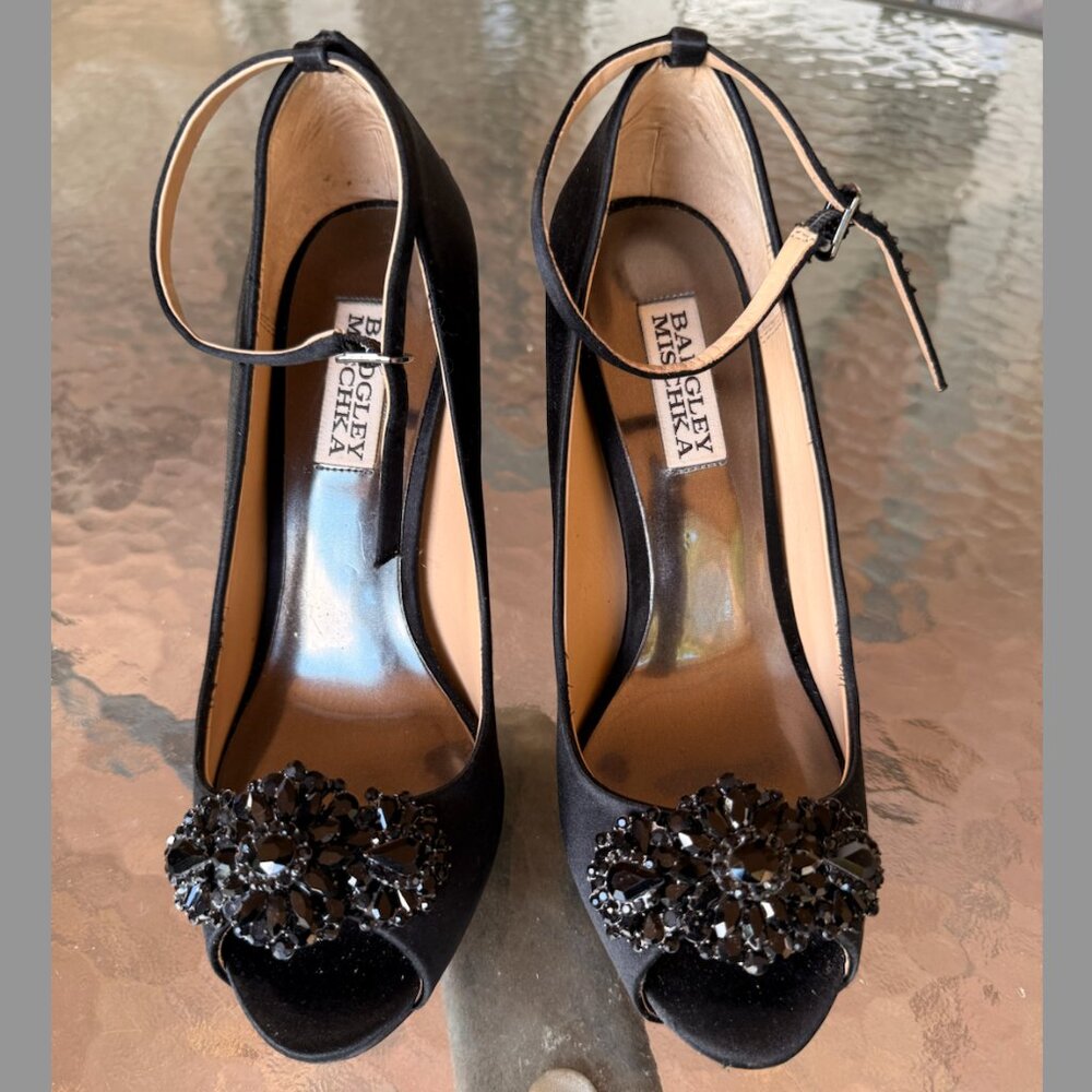 Badgley Mischka Black Satin Peep Toe Stiletto Heels (Size 6.5)
